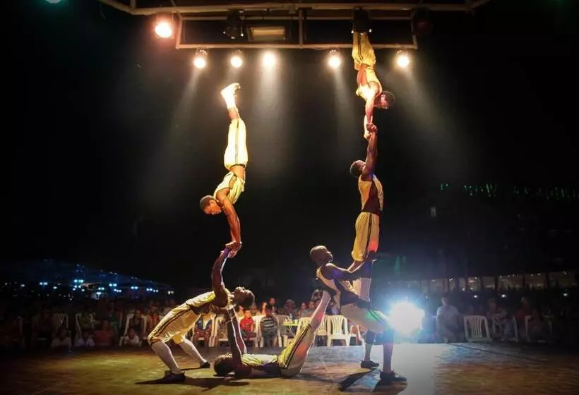 酒店 Lonicera World