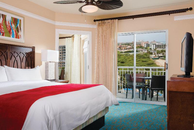 هتل Marriott's Aruba Surf Club