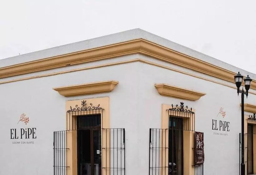 Отель Parador Del Dominico