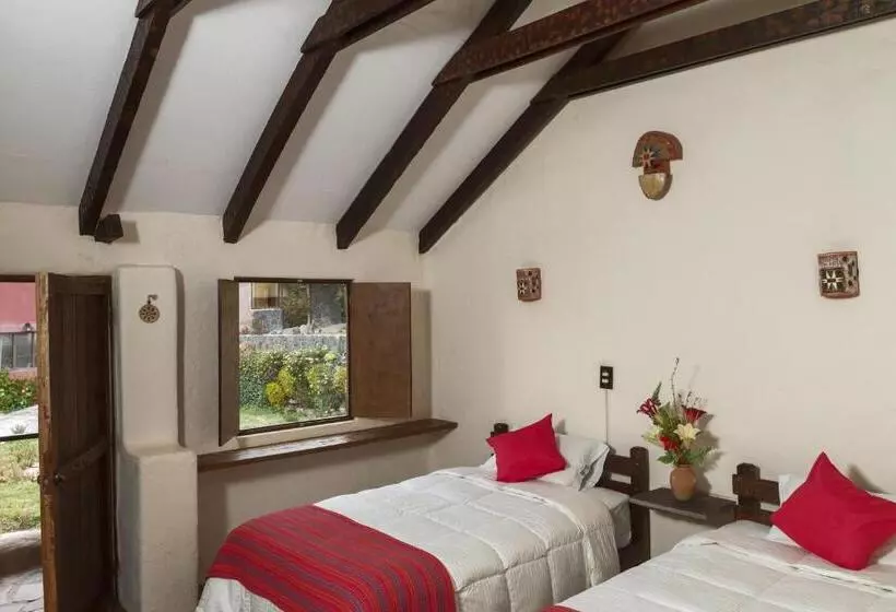 هتل Pozo Del Cielo