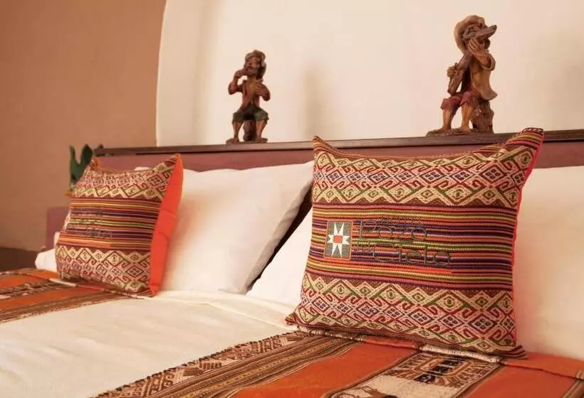 هتل Pozo Del Cielo