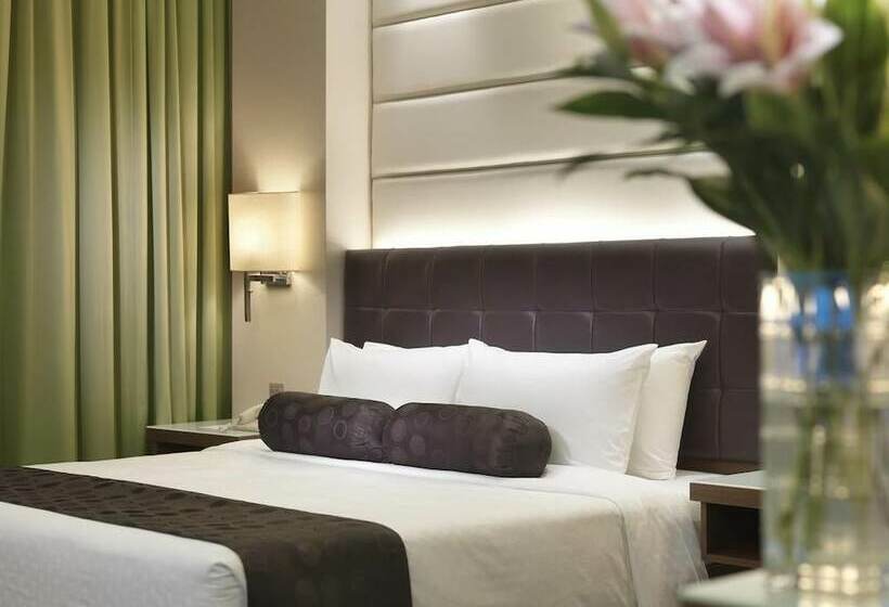 هتل St Giles Boulevard