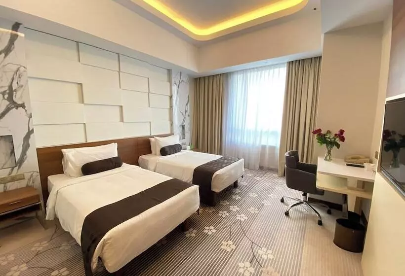 هتل St Giles Boulevard