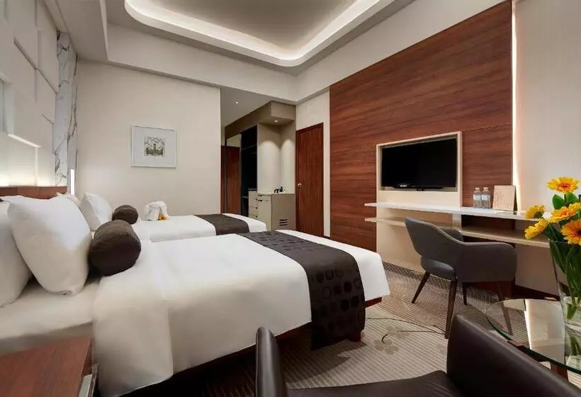 هتل St Giles Boulevard