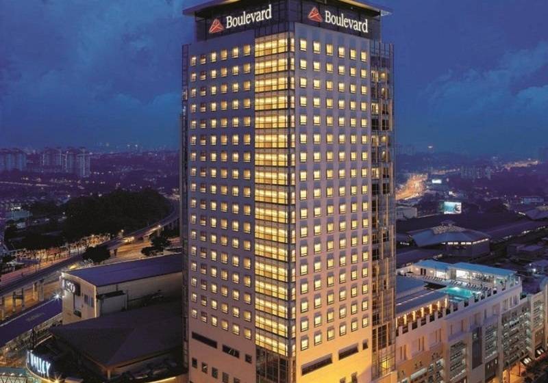 هتل St Giles Boulevard