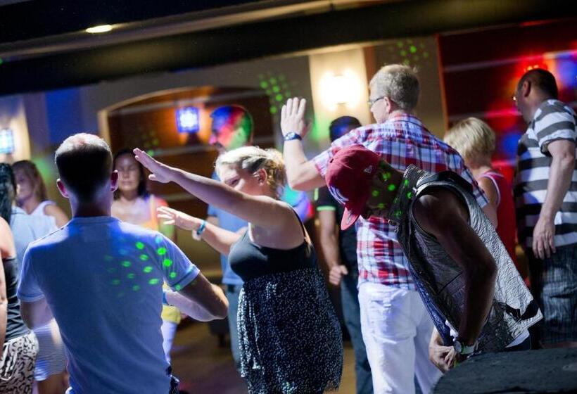 هتل Trendy Palm Beach - Adults Only