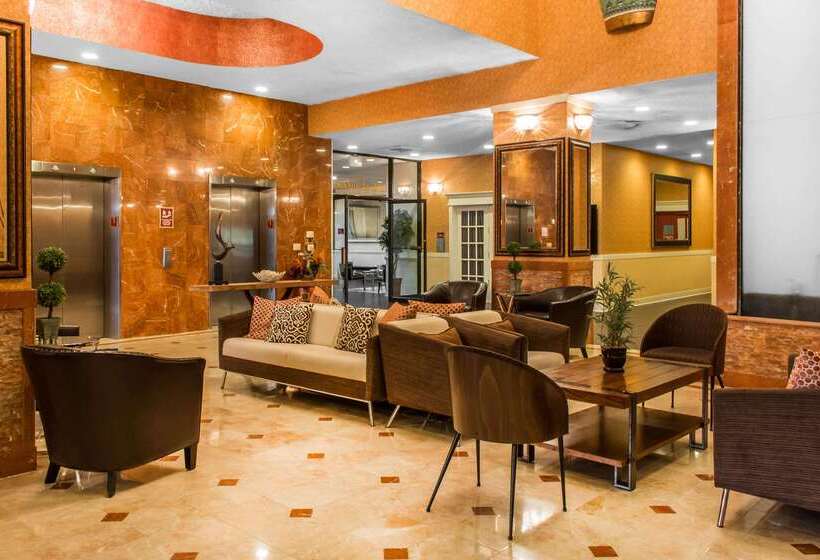 Clarion Hotel Philadelphia International Airport