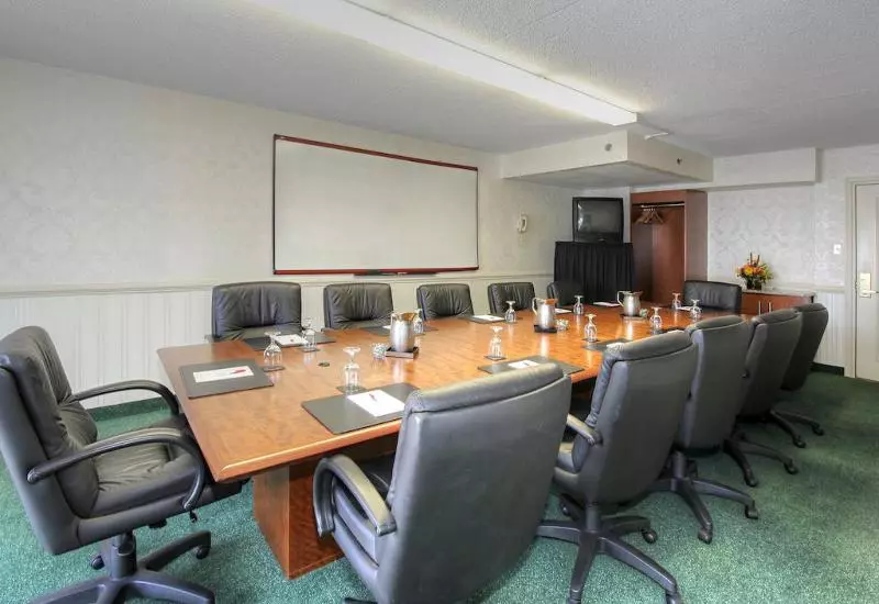 Clarion Hotel Philadelphia International Airport