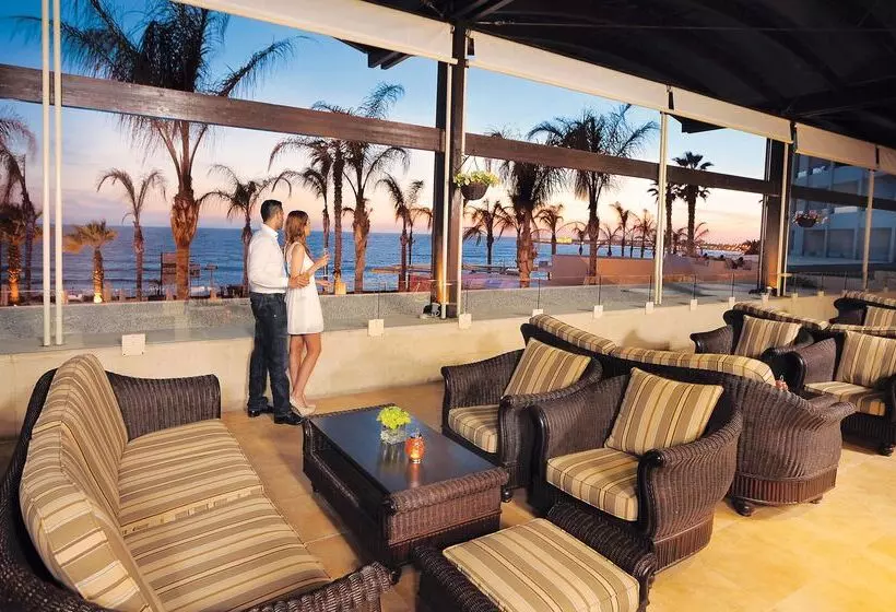 Hotel Alexander The Great Beach