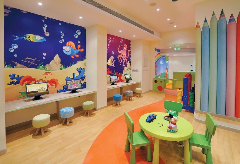 هتل Alexander The Great Beach