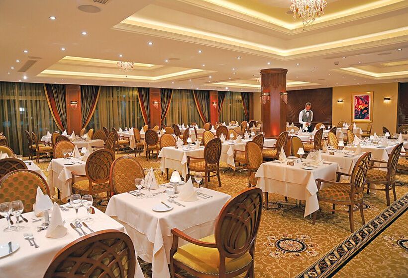 هتل Alexander The Great Beach