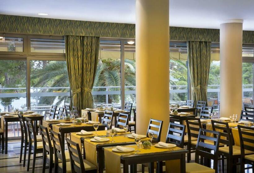 هتل Aminess Grand Azur