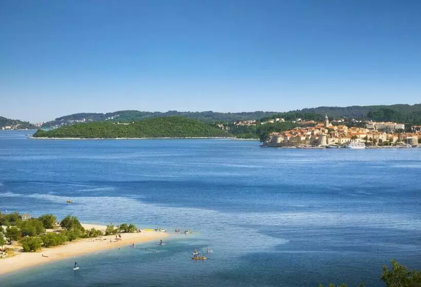 فندق Aminess Grand Azur