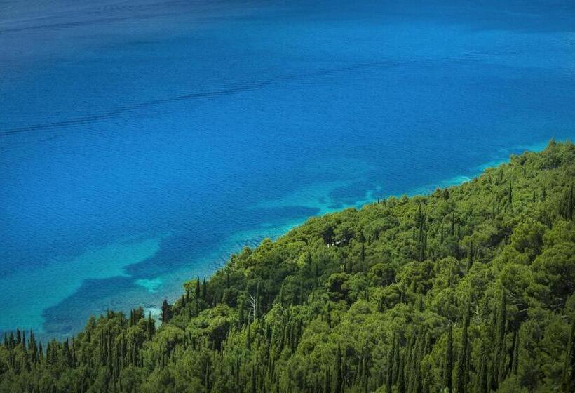 هتل Aminess Grand Azur