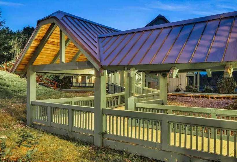 酒店 Canadian Princess Lodge & Marina