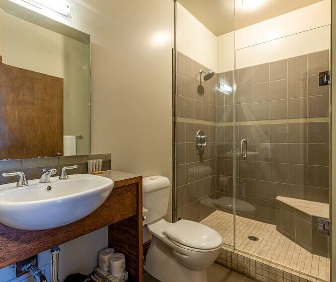 هتل Copper Horse Lodge