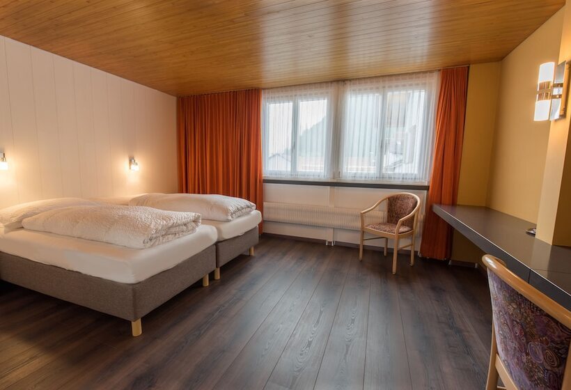 Hotell Garni Rösslipost