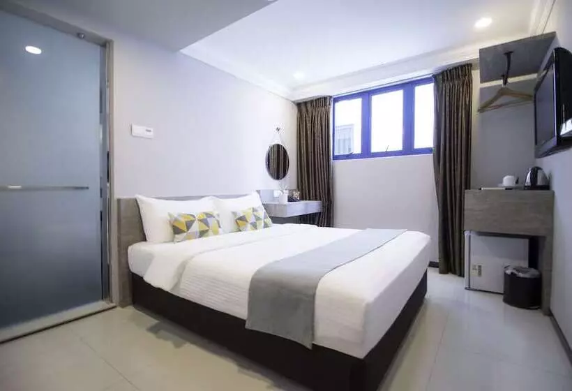 هتل Harbour Ville