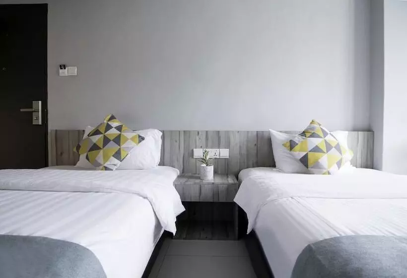 هتل Harbour Ville