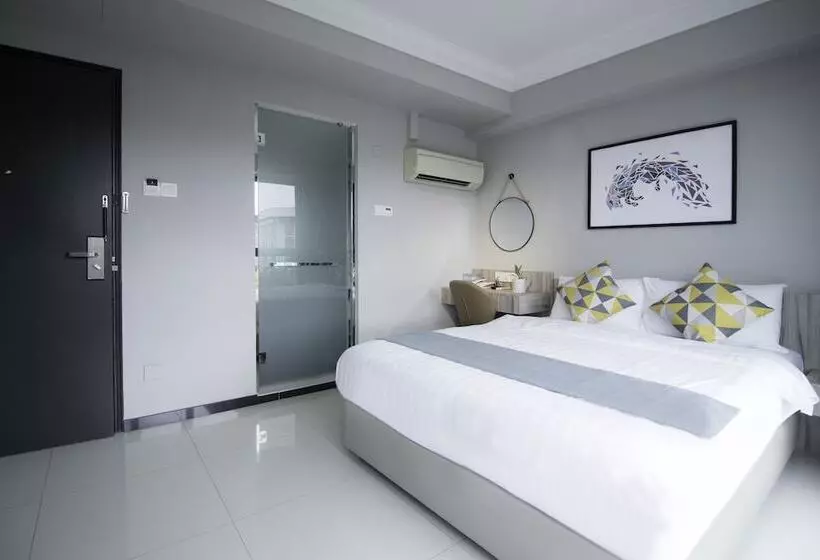 هتل Harbour Ville