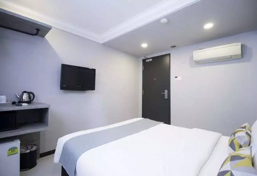 هتل Harbour Ville