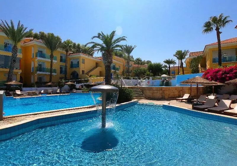 Отель Malama Beach Holiday Village