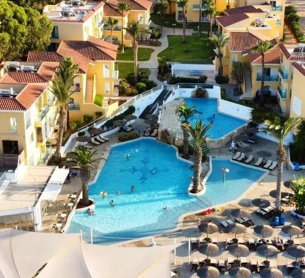 ホテル Malama Beach Holiday Village