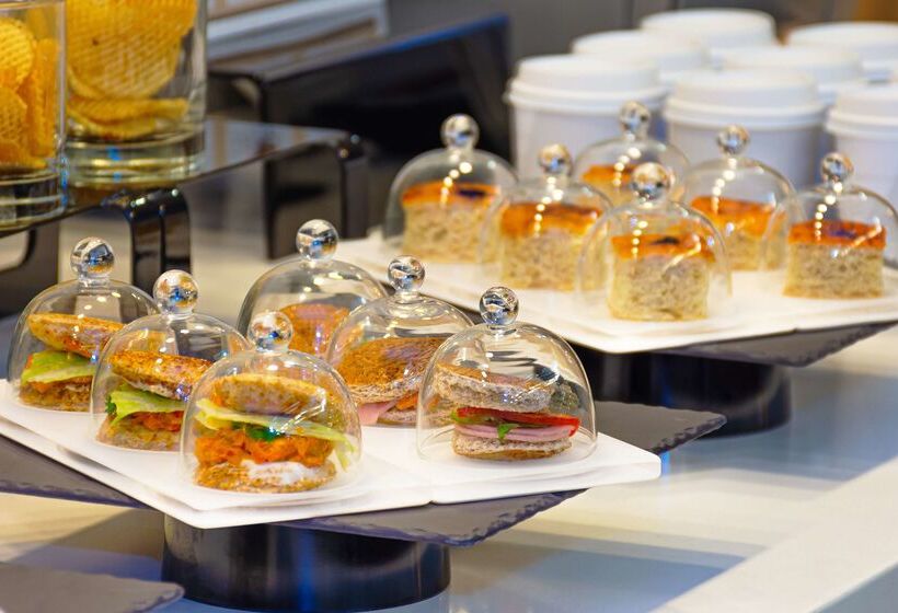 هتل NH Puebla Centro Historico