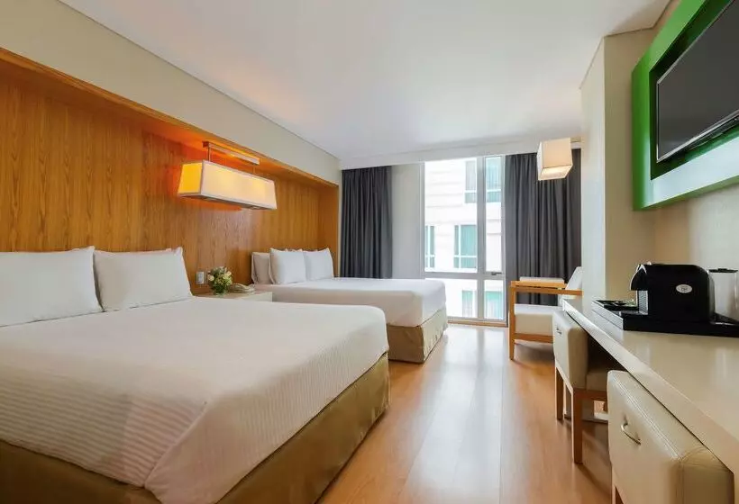 هتل NH Puebla Centro Historico