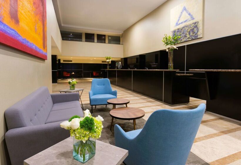 هتل NH Puebla Centro Historico