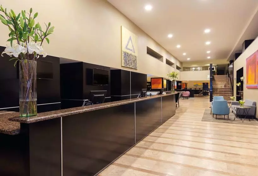 هتل NH Puebla Centro Historico