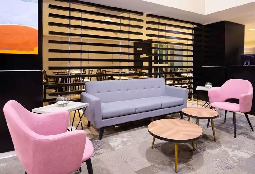 هتل NH Puebla Centro Historico