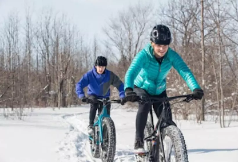 Отель Oak Island Resort & Conference Centre