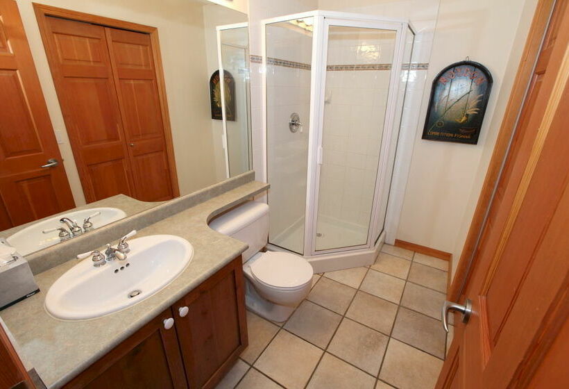 فندق Stoney Creek