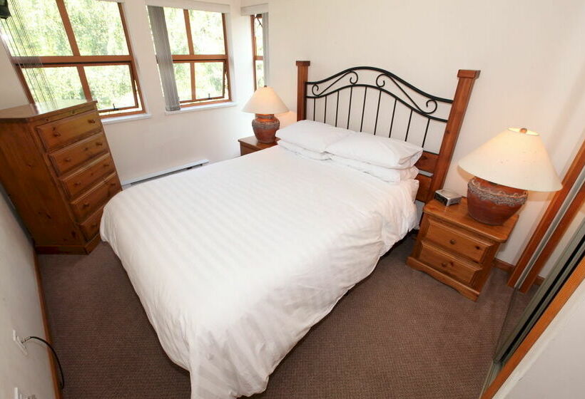 فندق Stoney Creek