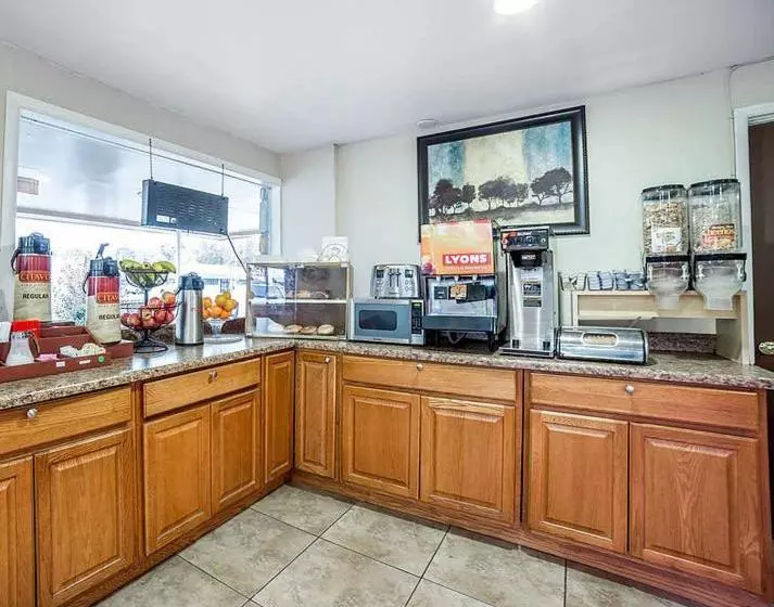 هتل Travel Inn Lewiston