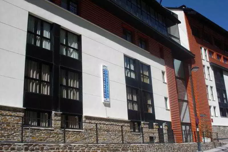 Apartamentos S. T. Sierra Nevada