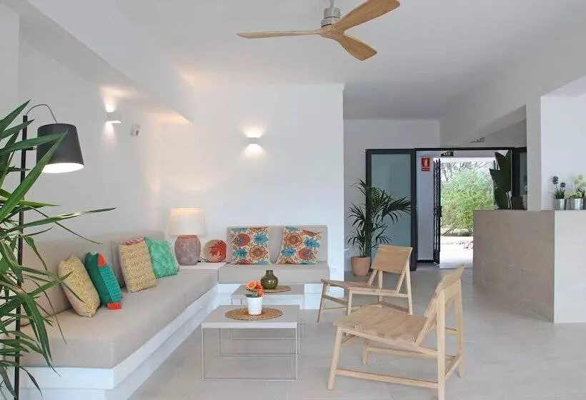 Aparthotel Niu D´aus