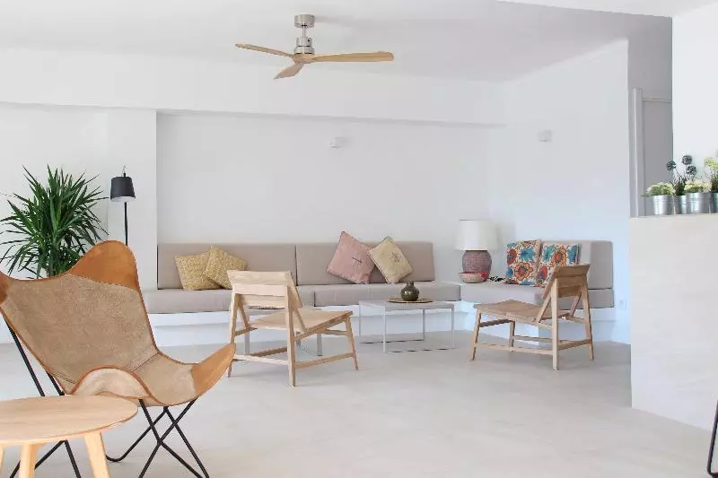 Aparthotel Niu D´aus