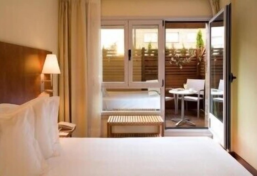 בית מלון כפרי Arena