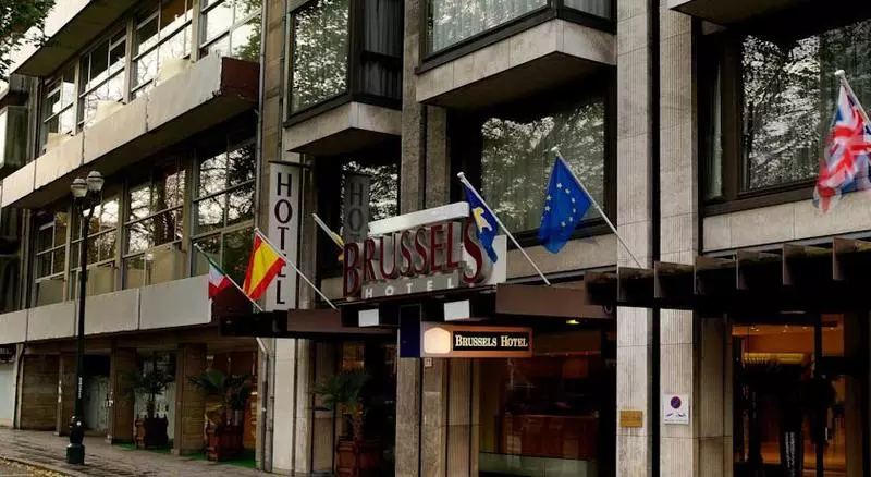 هتل Brussels
