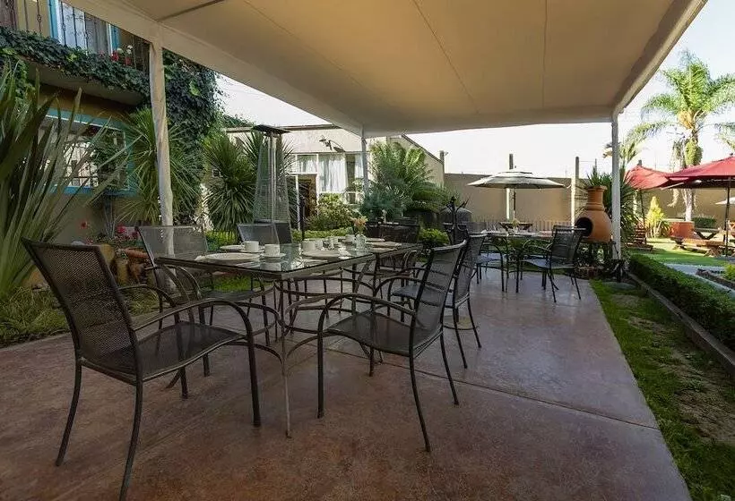 בית מלון כפרי Capital O La Huerta Golf &