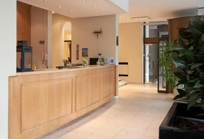 هتل Eurostars Avenue Louise