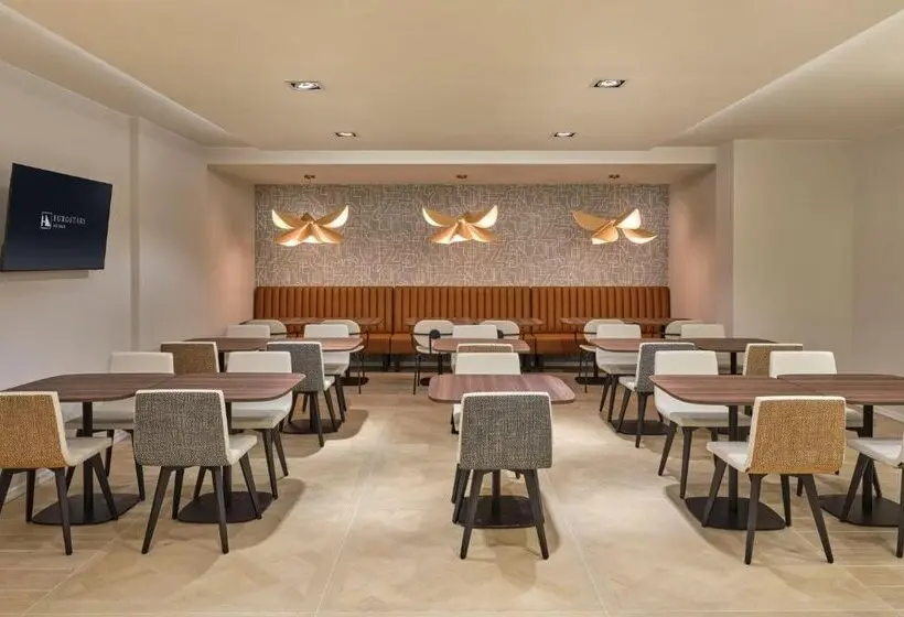 هتل Eurostars Avenue Louise