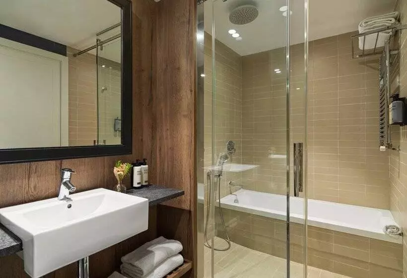 Отель H10 Casanova