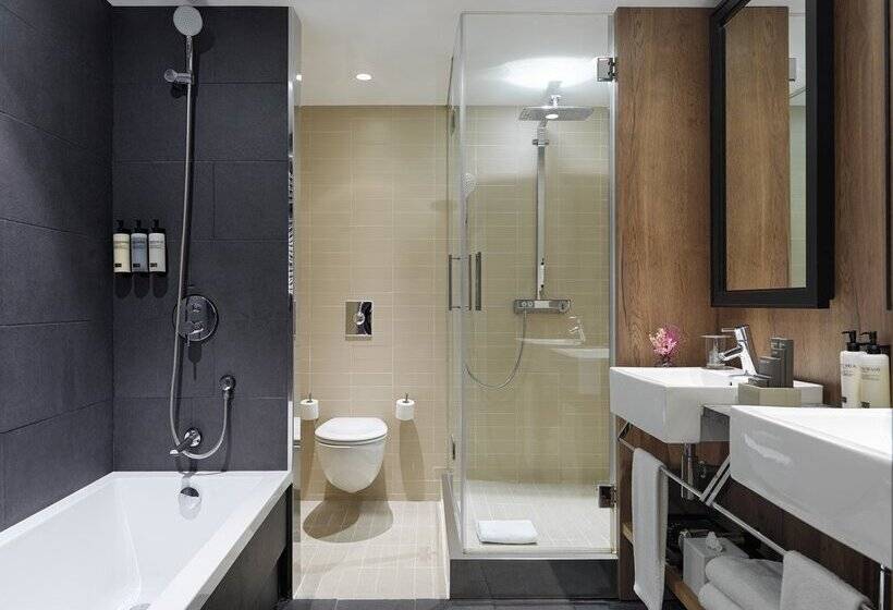 Отель H10 Casanova