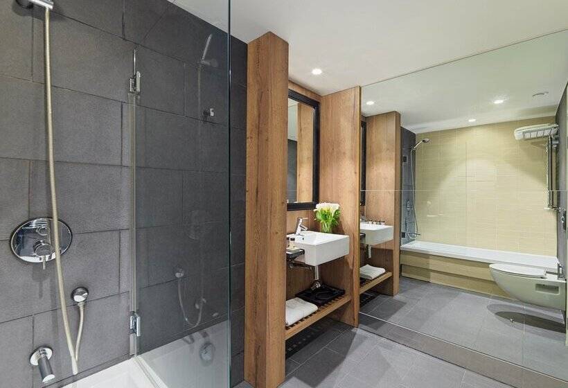 Отель H10 Casanova