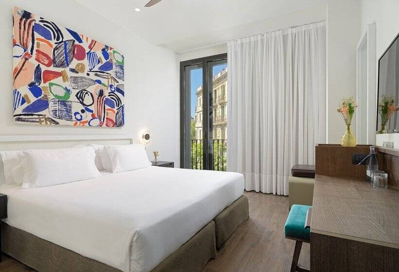 Отель H10 Casanova