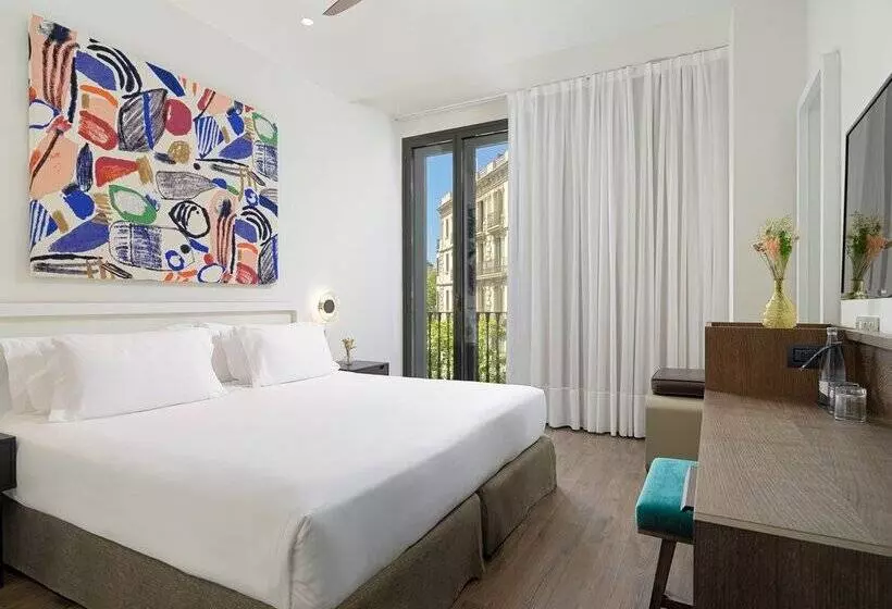 Отель H10 Casanova