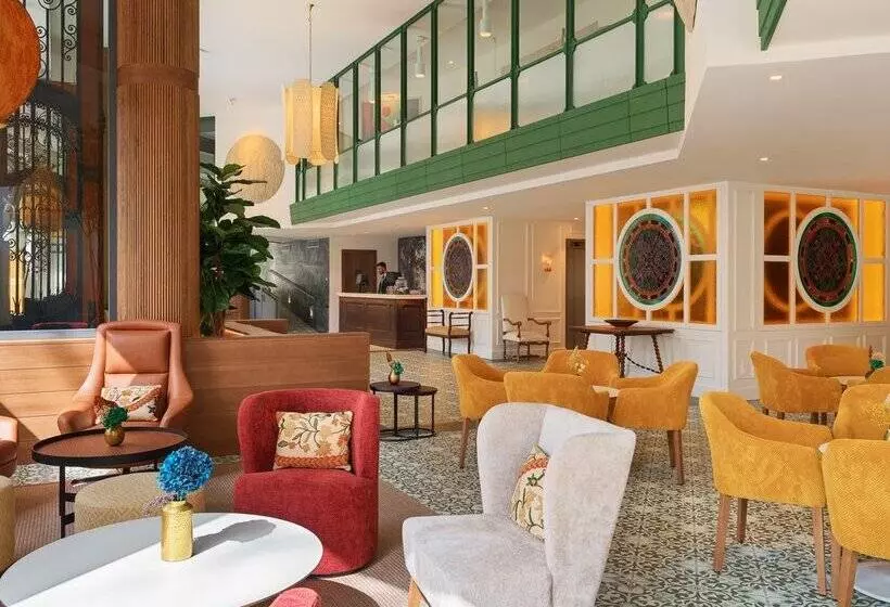 Отель H10 Casanova